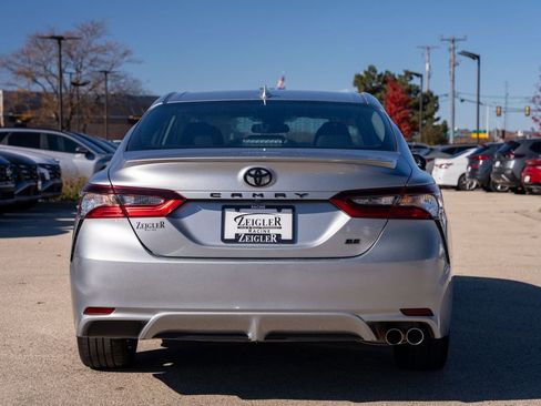 Used 2023 Toyota Camry SE image 6