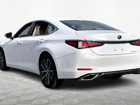 Used 2024 Lexus ES 350 w/ Premium Package image 4