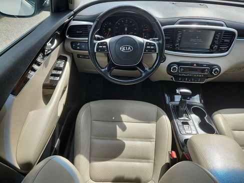 Used 2019 Kia Sorento EX w/ EX Touring Package AWD/4WD image 7