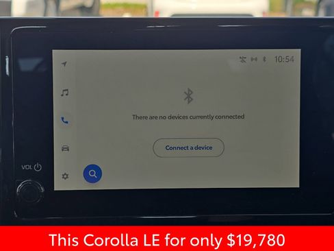 Used 2025 Toyota Corolla LE image 26