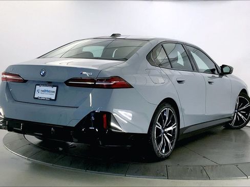 Certified 2025 BMW i5 M60 AWD/4WD image 12