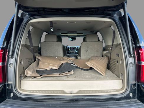 Used 2020 Chevrolet Tahoe LT RWD image 6