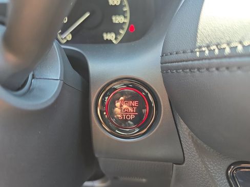 New 2027 Honda HR-V LX image 17
