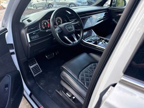 Used 2021 Audi SQ7 Premium Plus w/ Driver Assistance Package AWD/4WD image 8