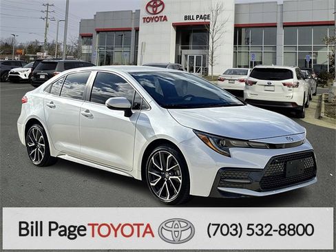 Certified 2022 Toyota Corolla SE image 1
