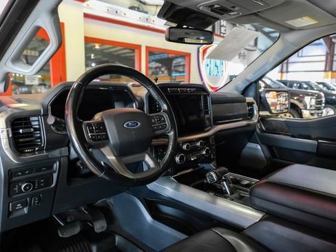 Used 2021 Ford F150 Lariat image 5