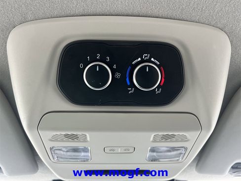 Used 2023 Ford Transit 350 XLT image 17