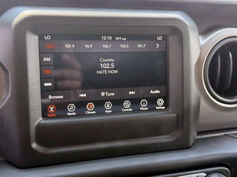Used 2021 Jeep Wrangler Unlimited Sport AWD/4WD image 14