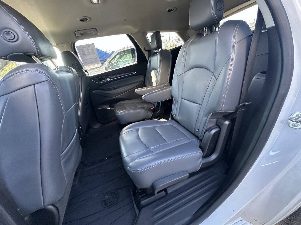 Used 2018 Buick Enclave Premium w/ Trailering Package FWD image 17