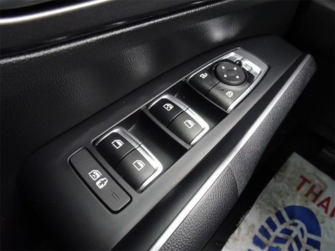 Used 2023 Kia Sorento LX image 24