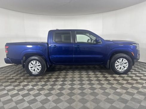Used 2023 Nissan Frontier SV w/ SV Convenience Package AWD/4WD image 2