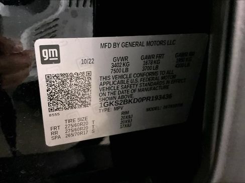Used 2023 GMC Yukon SLT AWD/4WD image 38