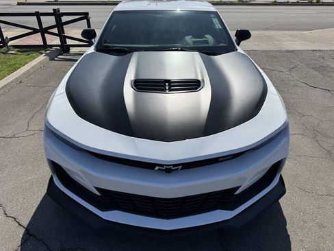 Used 2021 Chevrolet Camaro SS image 11