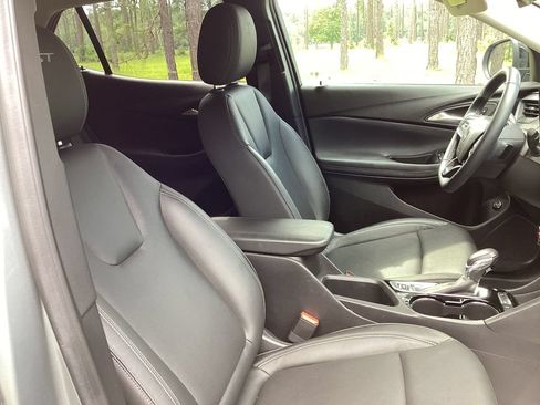 Used 2024 Buick Encore GX Sport Touring w/ Black Roof Package FWD image 26
