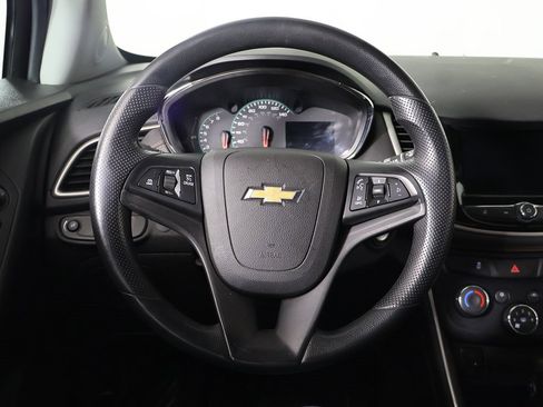 Used 2020 Chevrolet Trax LT image 28