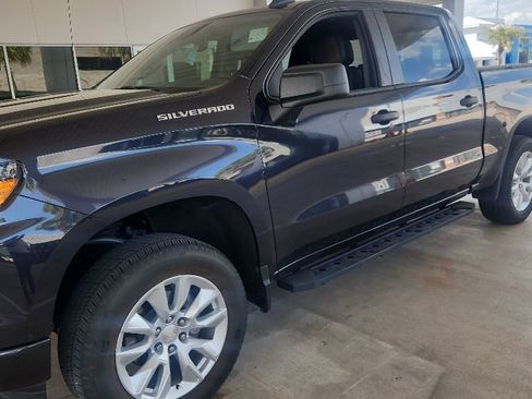 Used 2022 Chevrolet Silverado 1500 Custom AWD/4WD image 12