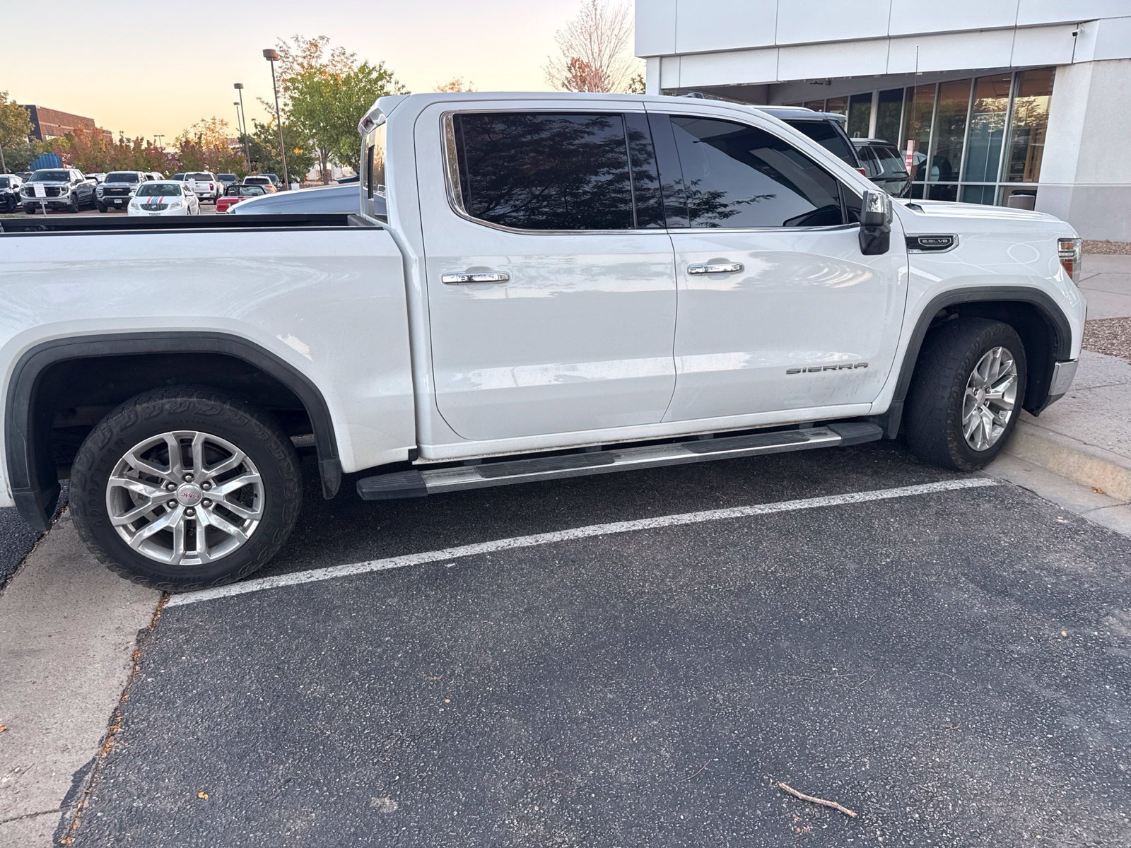 Used 2021 GMC Sierra 1500 SLT w/ SLT Premium Plus Package AWD/4WD image 2