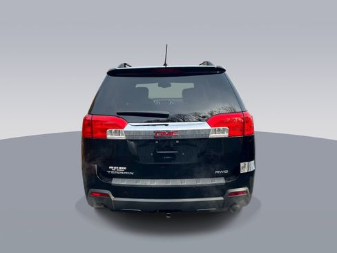 Used 2013 GMC Terrain SLE w/ Chrome and Technology Package AWD/4WD image 4