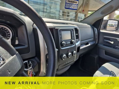 Used 2019 RAM 1500 Classic SLT AWD/4WD image 15