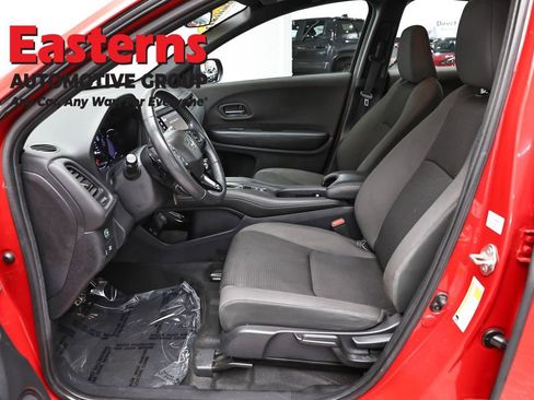 Used 2019 Honda HR-V Sport image 13