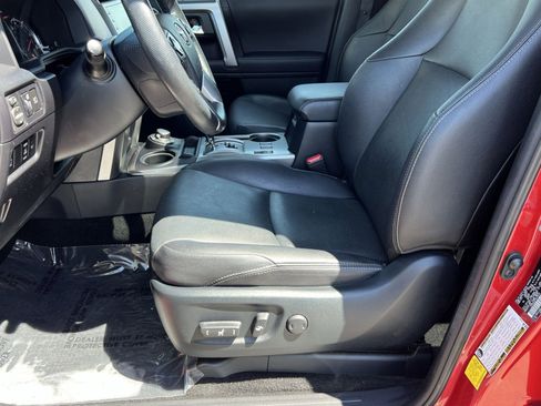 Used 2023 Toyota 4Runner Limited AWD/4WD image 14