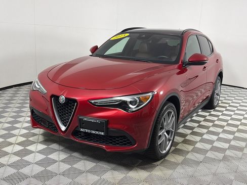 Used 2018 Alfa Romeo Stelvio Ti Sport AWD/4WD image 10