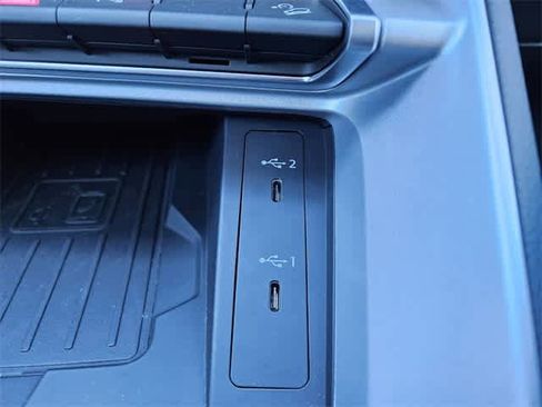 Used 2025 Audi Q3 2.0T Premium w/ Convenience Package image 32