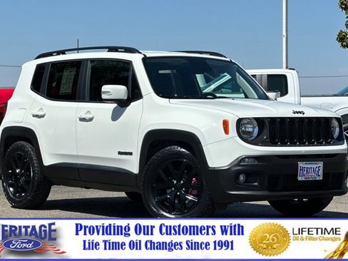 Used 2018 Jeep Renegade Altitude image 2