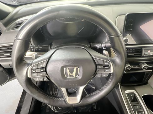 Used 2022 Honda Accord Sport image 11