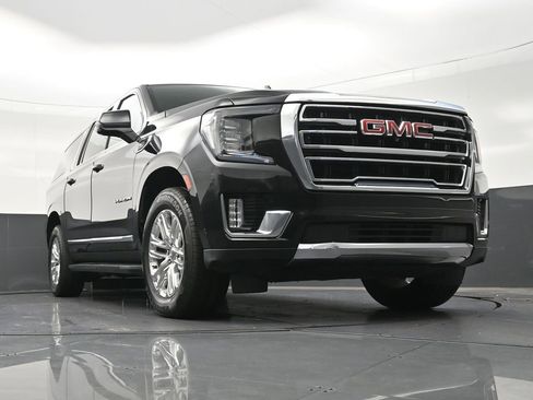 Used 2023 GMC Yukon XL SLT w/ SLT Premium Package RWD image 31