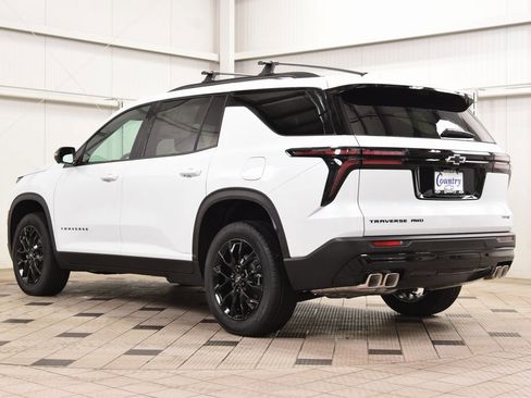 New 2026 Chevrolet Traverse LT w/ Midnight/Sport Edition image 6