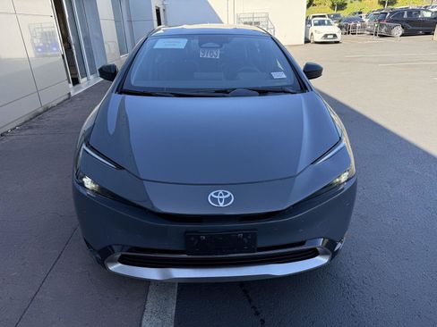 Used 2026 Toyota Prius Plug-In Hybrid FWD image 8