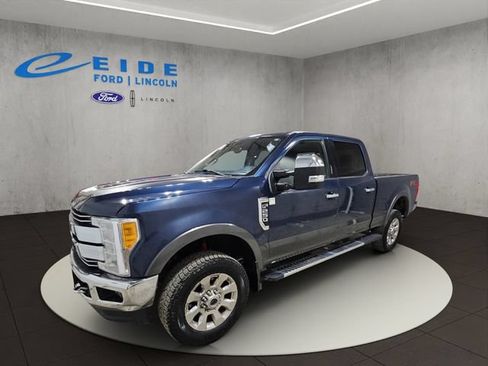 Used 2017 Ford F250 Lariat w/ Chrome Package AWD/4WD image 5