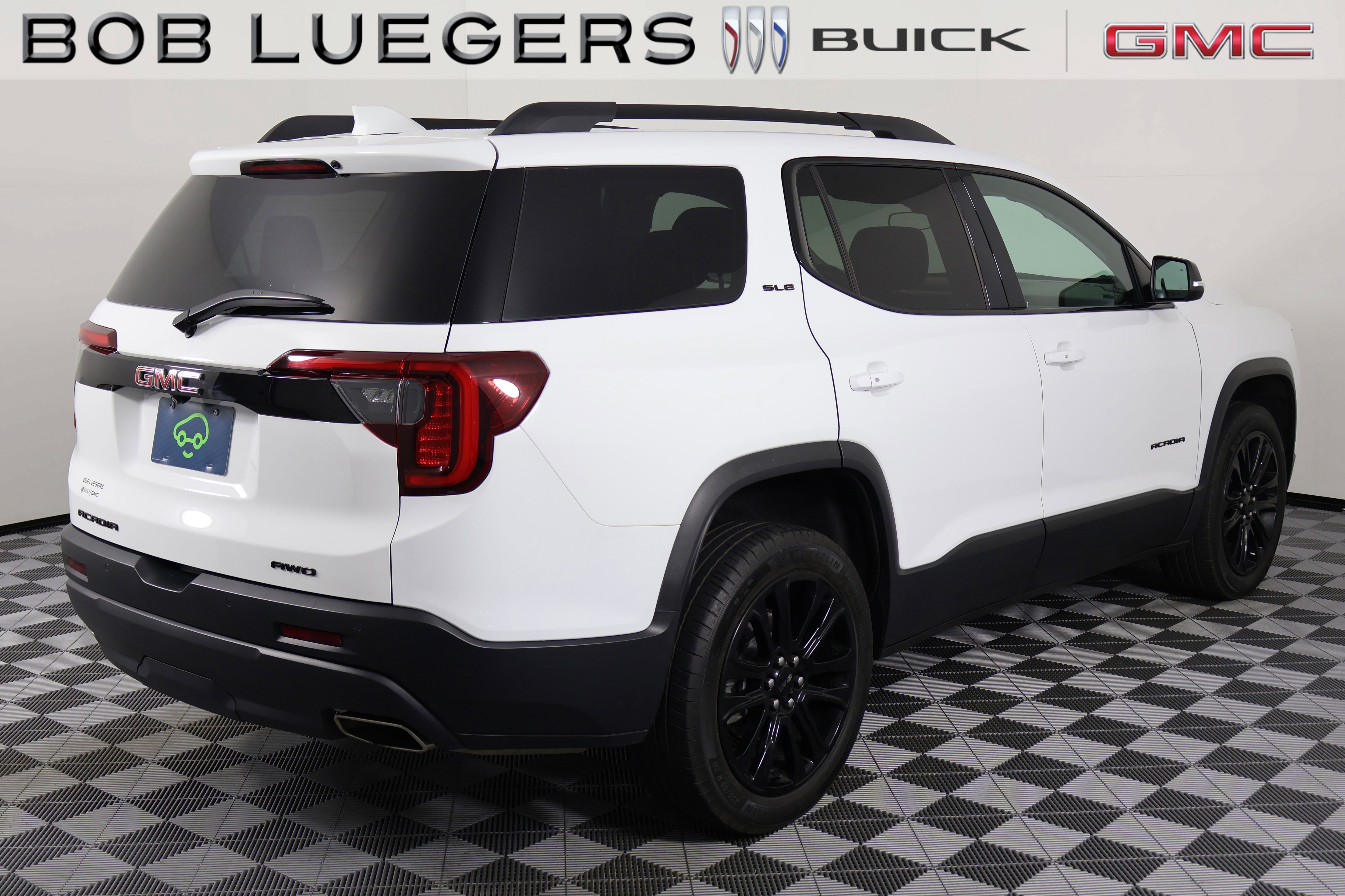 Certified 2023 GMC Acadia SLE w/ Driver Convenience Package AWD/4WD image 5