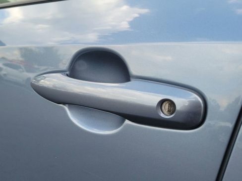 Used 2021 Toyota Corolla LE FWD image 6