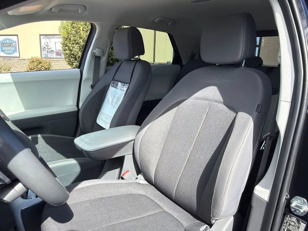 Used 2024 Hyundai Ioniq 5 SE AWD/4WD image 55