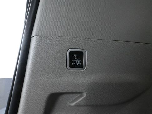 Used 2024 Jeep Wagoneer L Series II w/ Premium Group I image 47