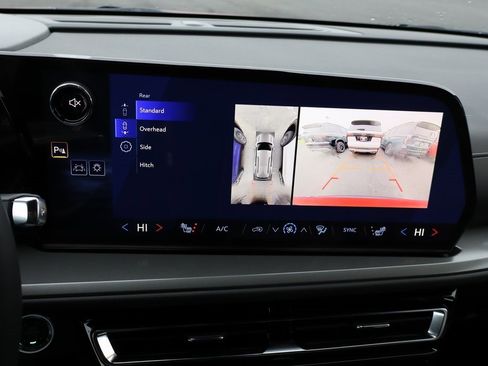 New 2026 Chevrolet Traverse LT w/ Driver Confidence Package image 11