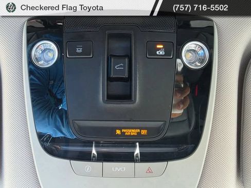 Used 2022 Kia Sorento S w/ Panoramic Sunroof Package AWD/4WD image 16