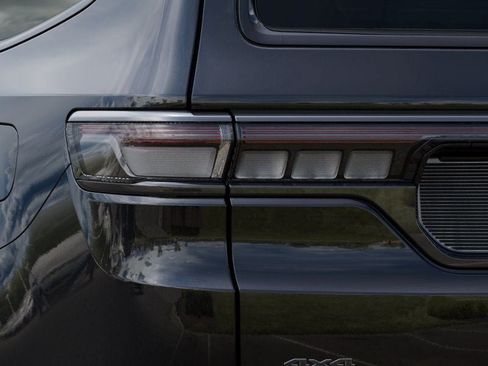 New 2026 Jeep Grand Wagoneer Limited AWD/4WD image 10