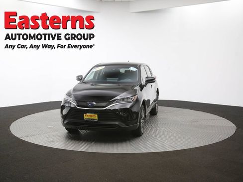 Used 2022 Toyota Venza LE image 52