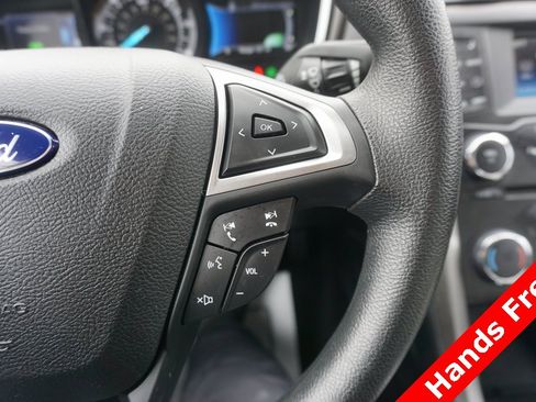 Used 2017 Ford Fusion S image 4