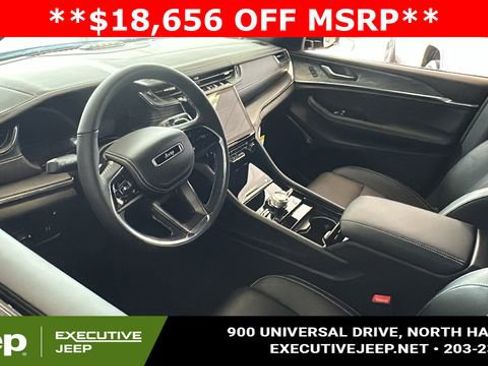 Used 2024 Jeep Grand Cherokee Overland w/ Luxury Tech Group IV image 11