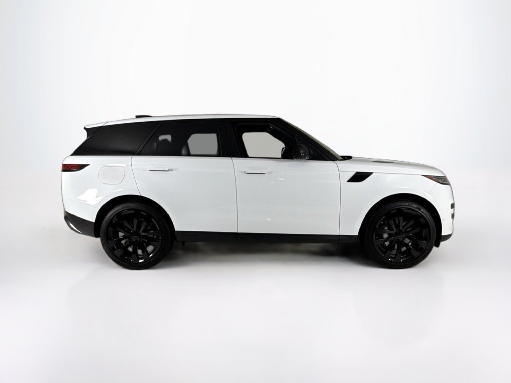 Used 2026 Land Rover Range Rover Sport SE AWD/4WD image 5