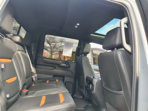 Used 2024 GMC Sierra 2500 AT4 w/ AT4 Premium Plus Package image 31