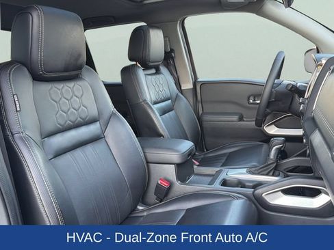 Used 2023 Nissan Frontier SV w/ SV Premium Package AWD/4WD image 20