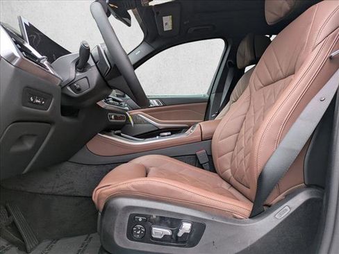 New 2026 BMW X5 xDrive40i w/ Premium Package image 4