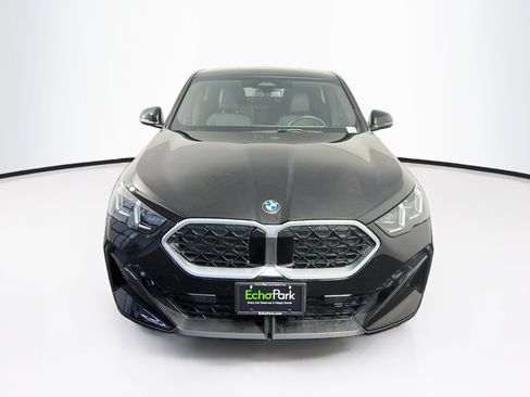 Used 2026 BMW X2 xDrive28i AWD/4WD image 2