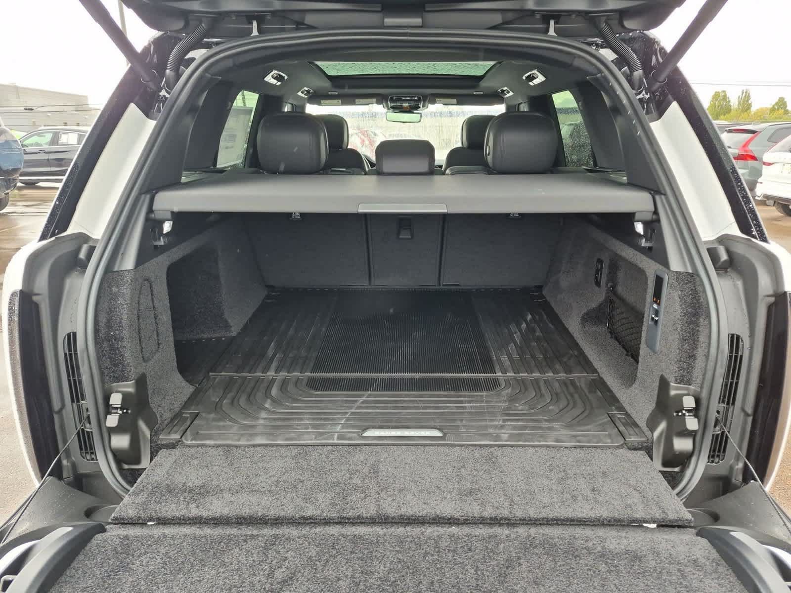 New 2027 Land Rover Range Rover SE AWD/4WD image 35