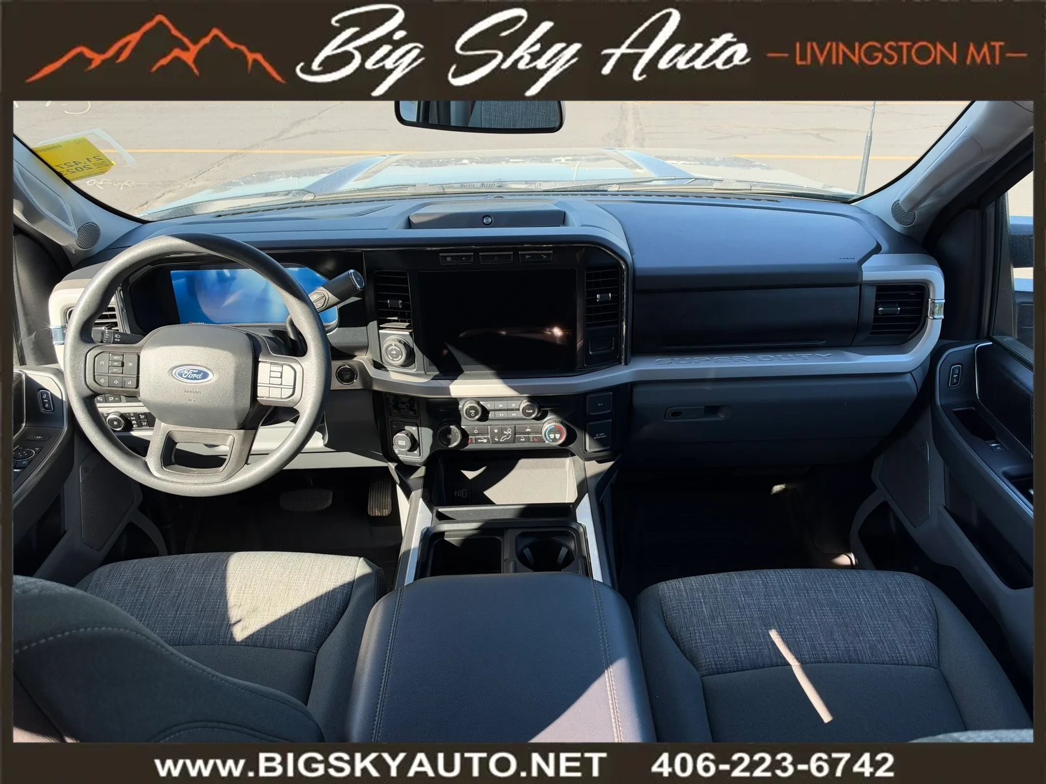Used 2023 Ford F350 XLT w/ XLT Premium Package AWD/4WD image 15